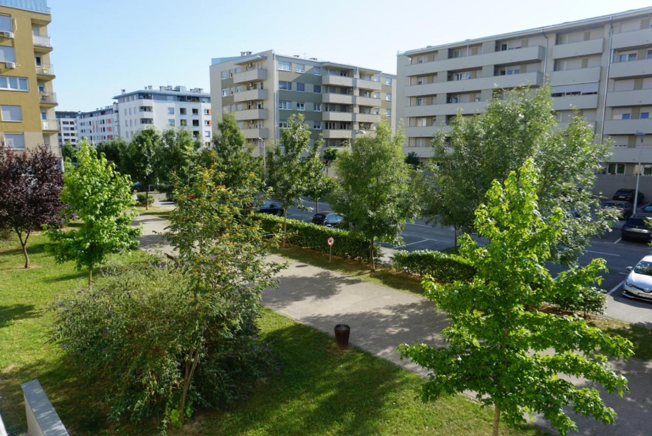 Apartman Welcome To Tresnjevka Загреб Екстер'єр фото
